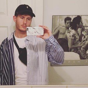 Meet your Posher, Étienne